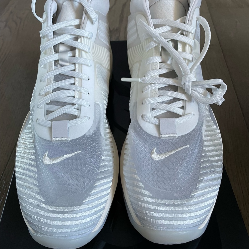 New: John Elliott x Lebron Nike sneakers collab